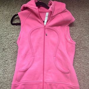 Lululemon Hot Pink Scuba Vest Hooded (discontinued)! Size 8!